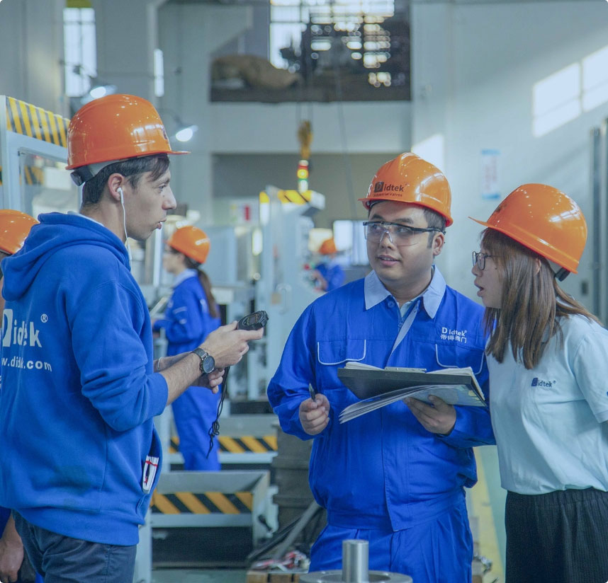 تواصل على اتصال