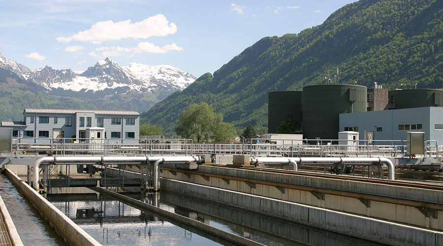 المياه والمياه العادمة