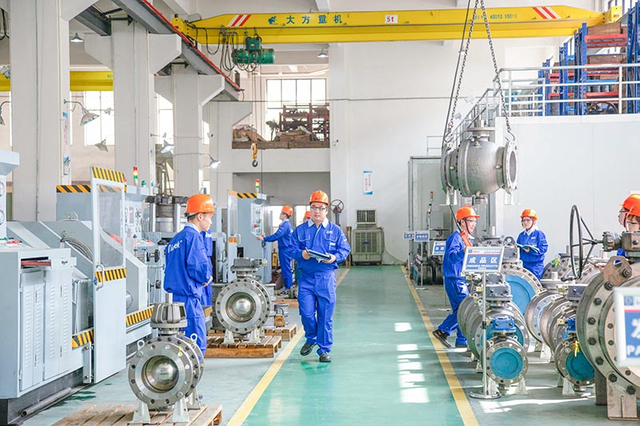 جولة الشركة المصنعة